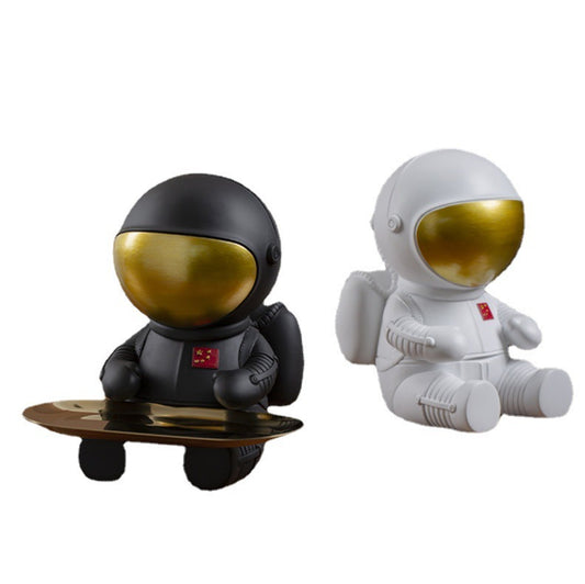 NeatNest Key Astronaut