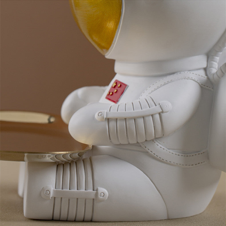 NeatNest Key Astronaut