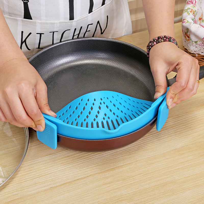 Silicone Clip-On Funnel & Strainer – Fits All Pots