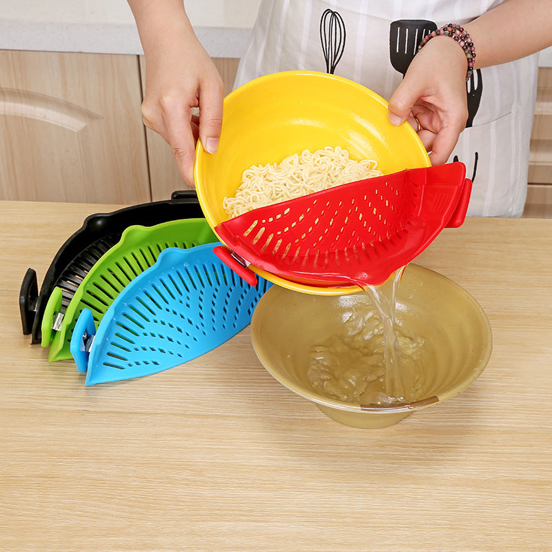 Silicone Clip-On Funnel & Strainer – Fits All Pots