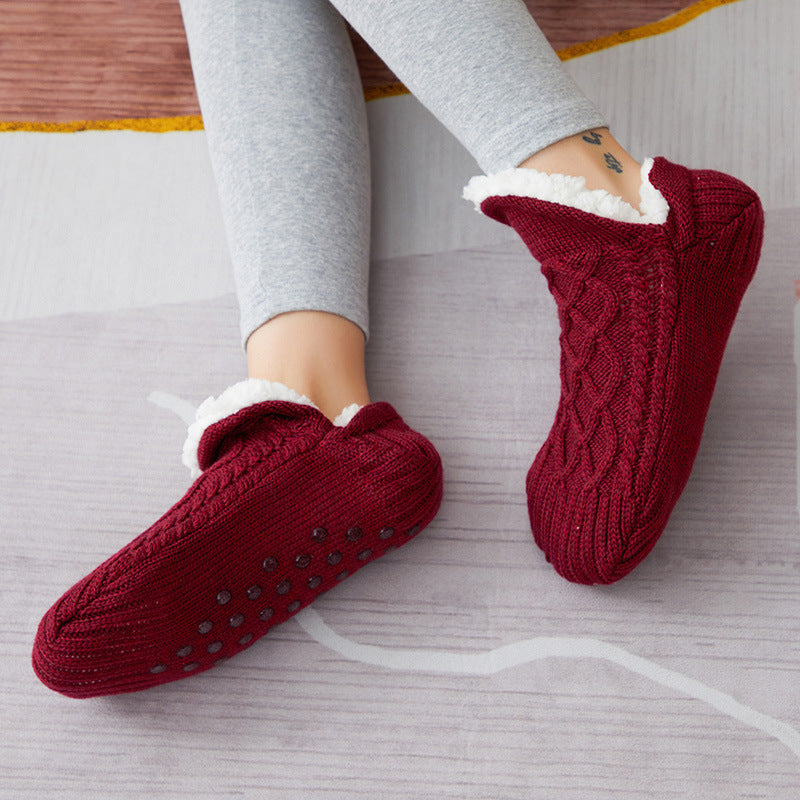 FuzzyFeet Winter Slipper Socks