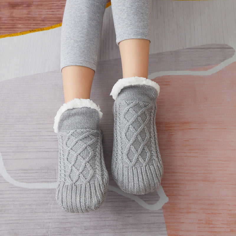 FuzzyFeet Winter Slipper Socks